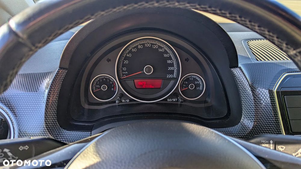 Volkswagen up! - 11