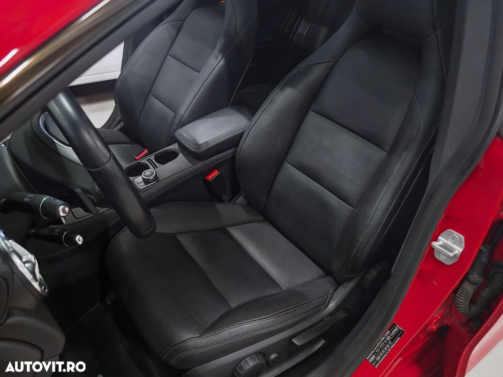 Mercedes-Benz CLA 200 7G-DCT Urban - 8