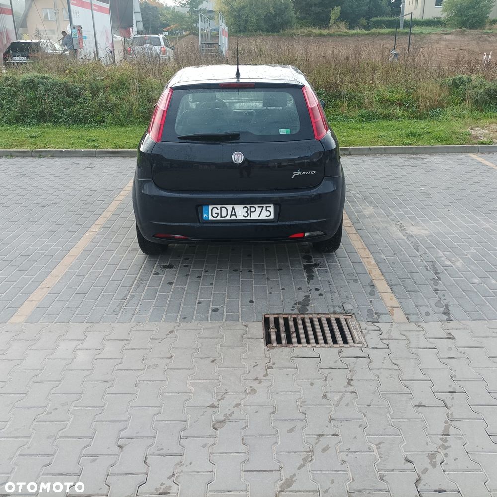Fiat Grande Punto - 4