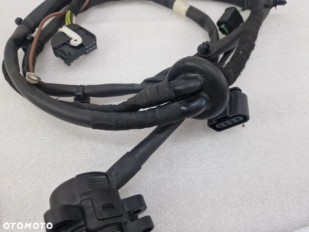 AUDI Q7 4M0 INSTALACJA ELEKTRYCZNA HAKA , NR 4M0971124F , NR AUKCJI INS1 - 3