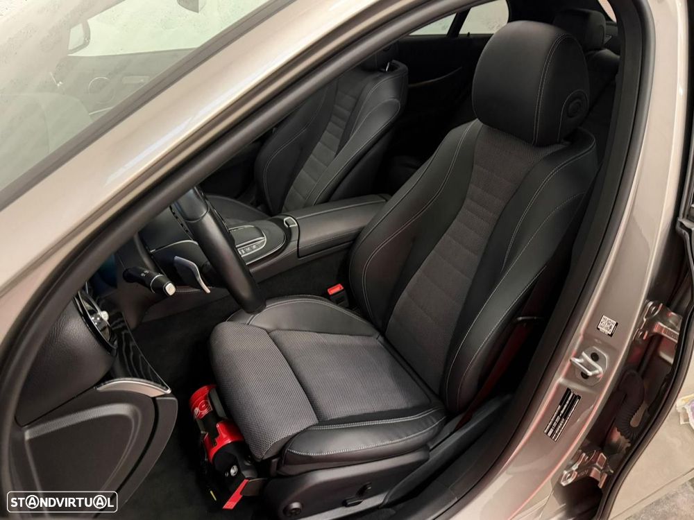 Mercedes-Benz E 300 de Avantgarde 4Matic - 14