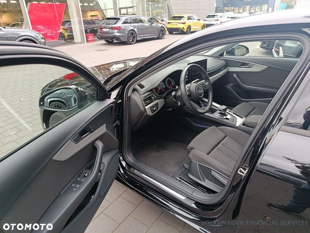 Audi A4 Limousine - 9