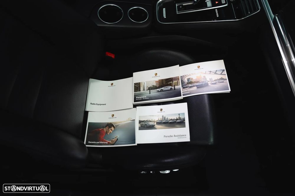 Porsche Panamera Sport Turismo 4 E-Hybrid Edition 10 Anos - 58