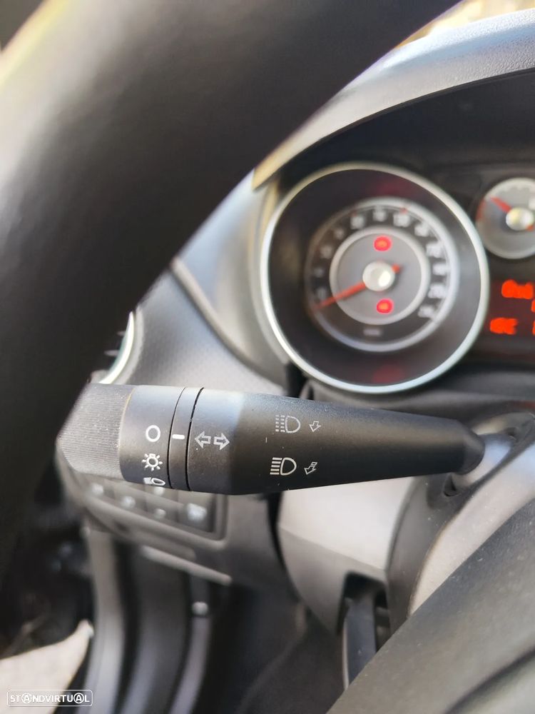 Fiat Punto Evo 1.3 M-Jet Dynamic - 29