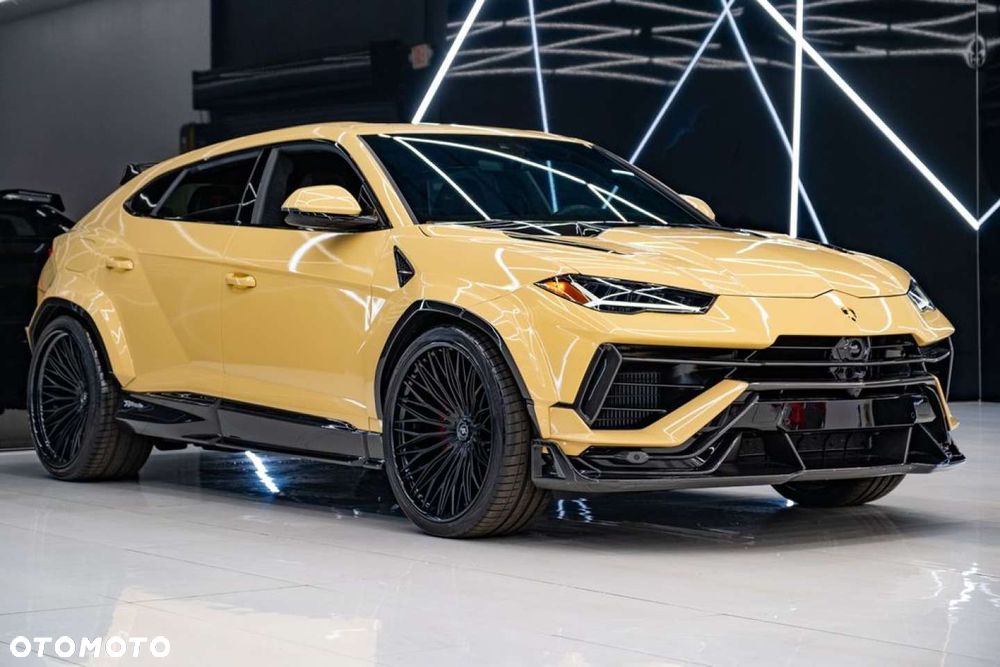 Lamborghini Urus - 10