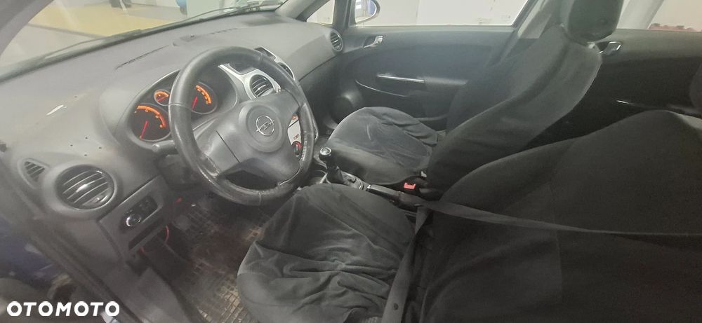 Opel Corsa 1.3 CDTI Enjoy - 4