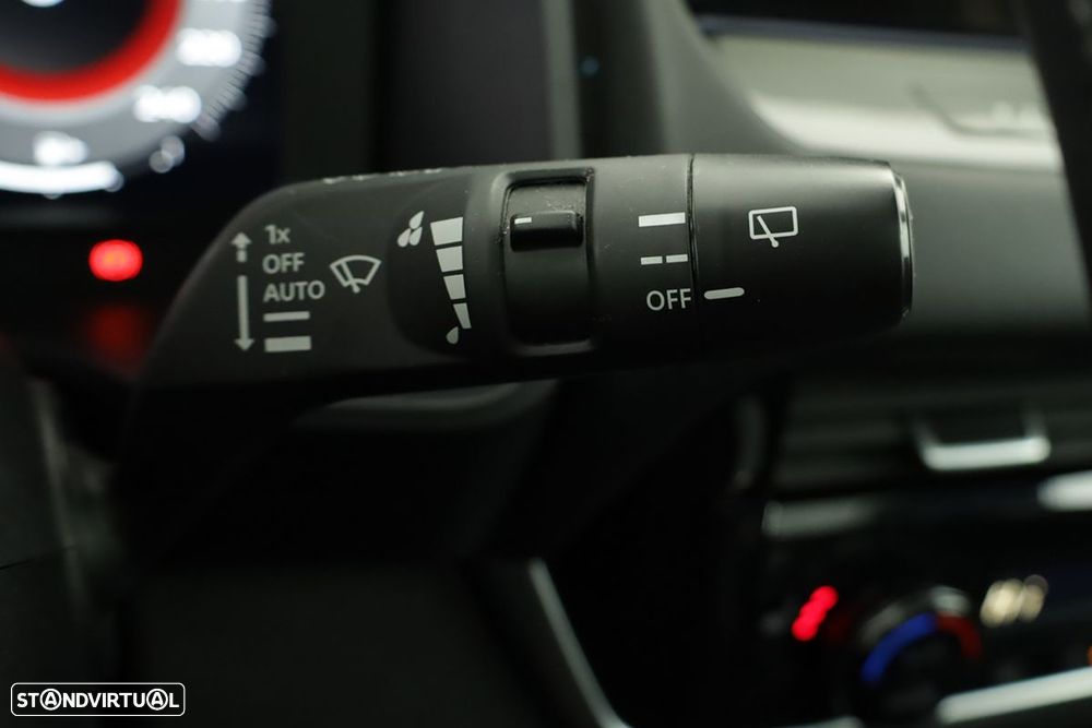 Nissan Qashqai 1.3 DIG-T N-Connecta LED Xtronic - 18