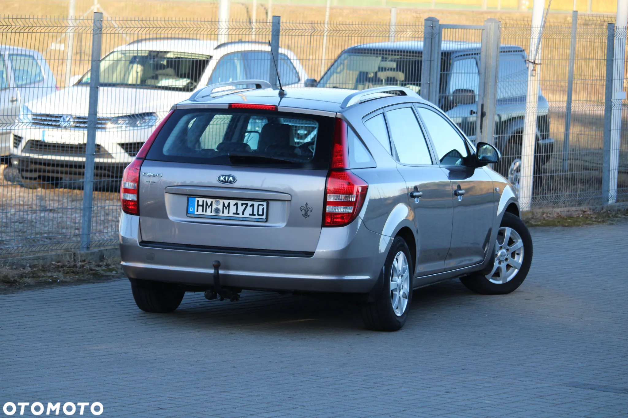 Kia Ceed - 9