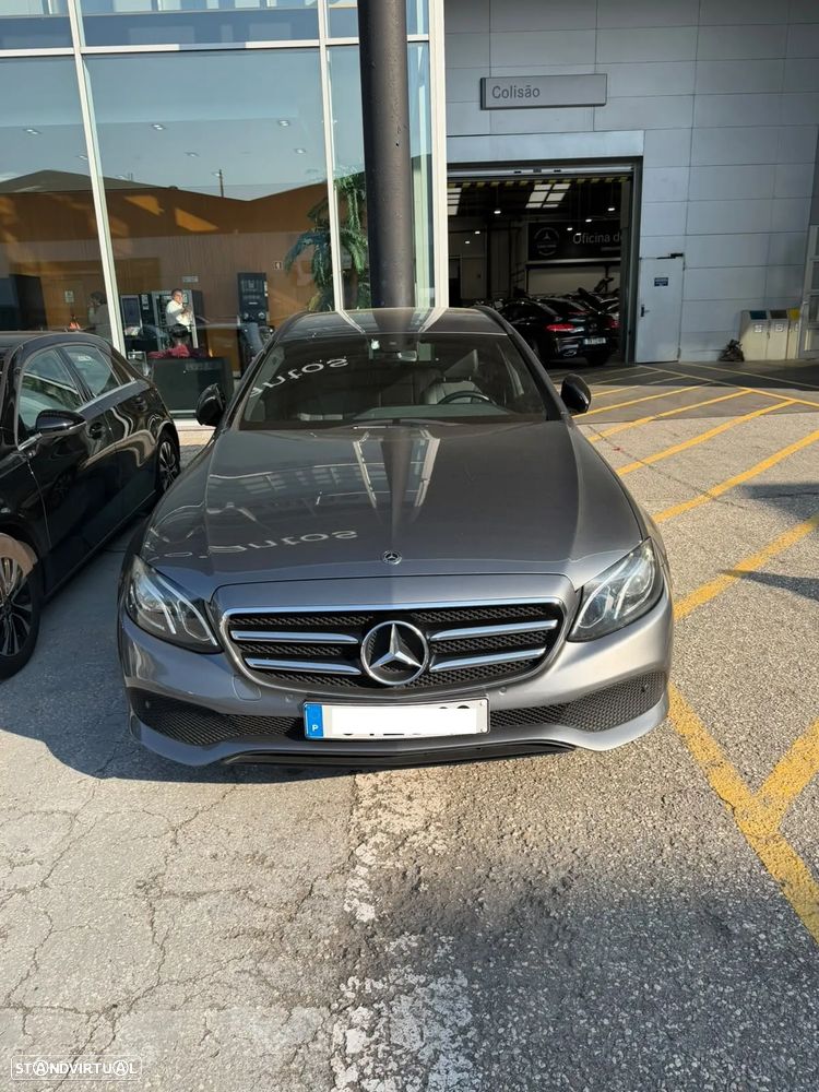 Mercedes-Benz E 300 de Avantgarde 4Matic - 1