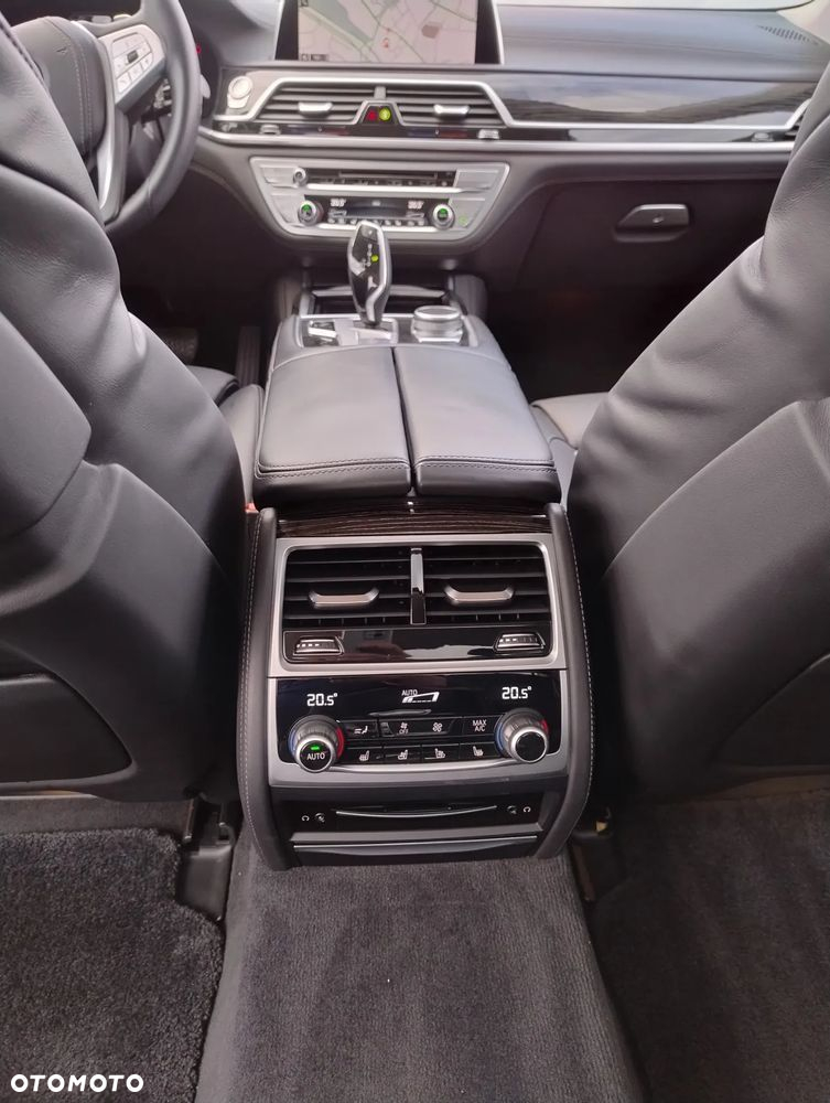 BMW Seria 7 740Ld xDrive - 18