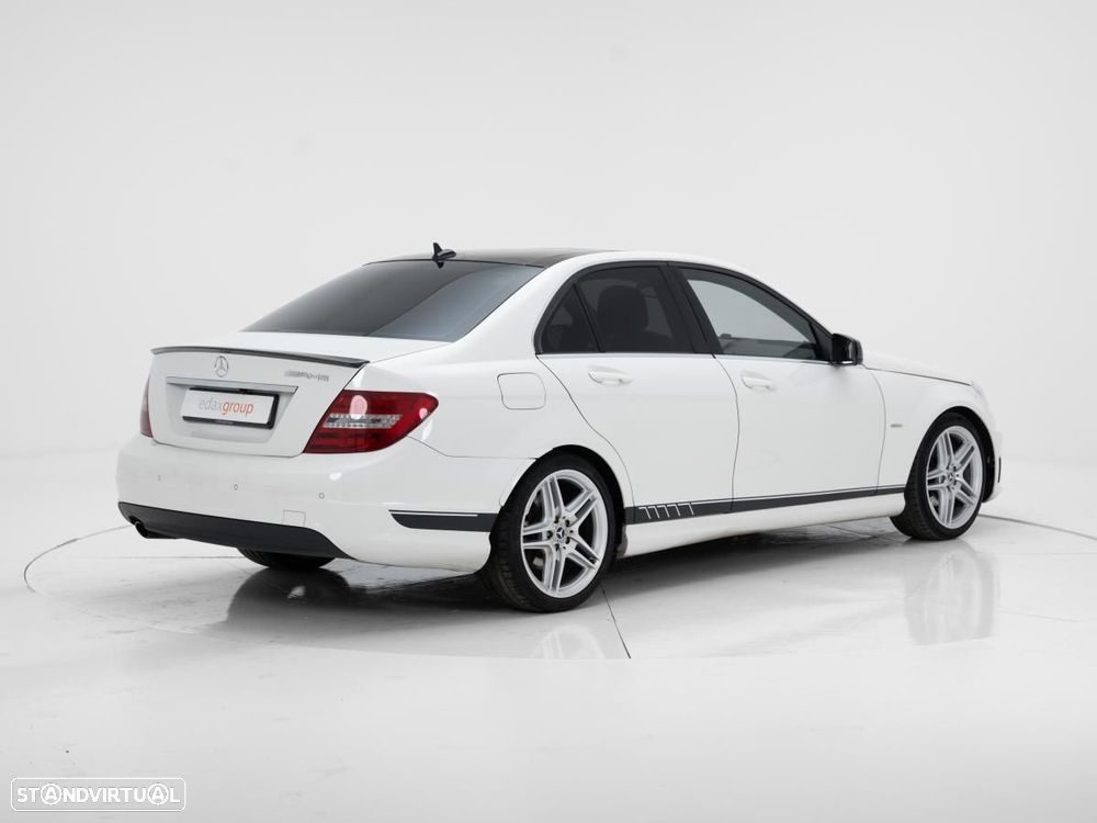 Mercedes-Benz C 220 - 4