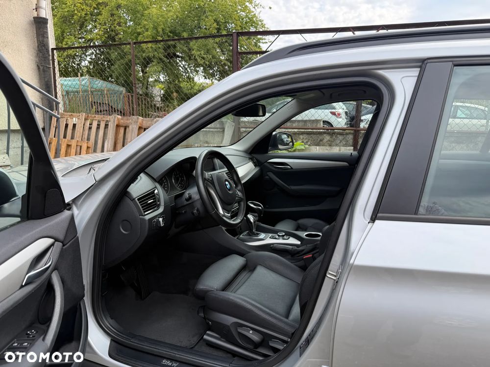 BMW X1 xDrive20i - 11