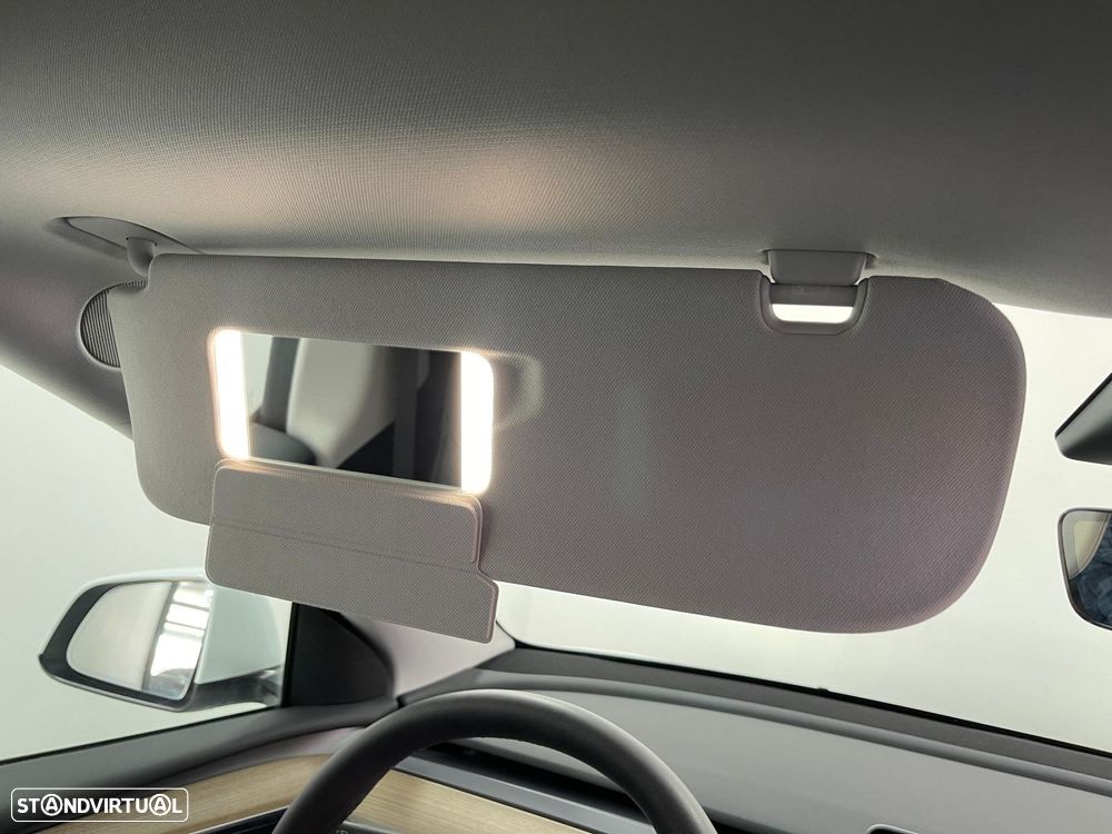 Tesla Model Y RWD - 45
