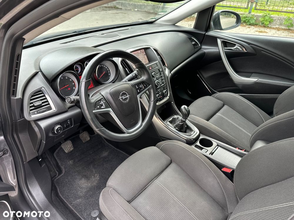 Opel Astra 1.4 T Cosmo - 10