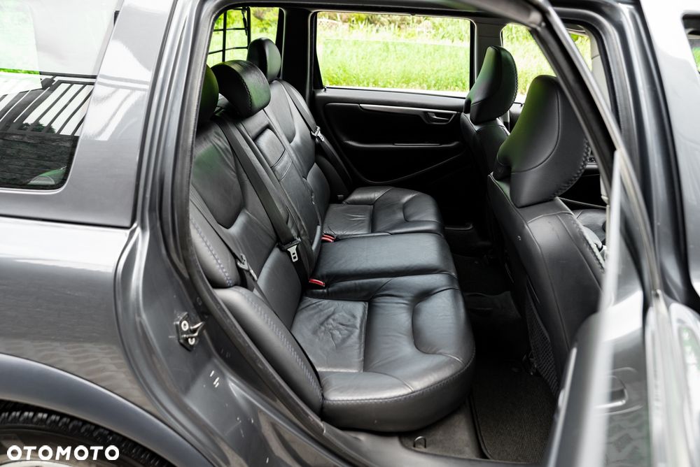 Volvo XC 70 AWD - 22