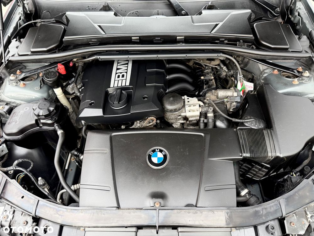 BMW Seria 3 320i Edition Sport - 39