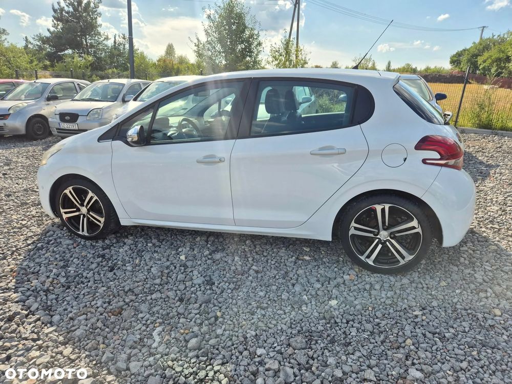 Peugeot 208 1.4 HDi Business Line - 8