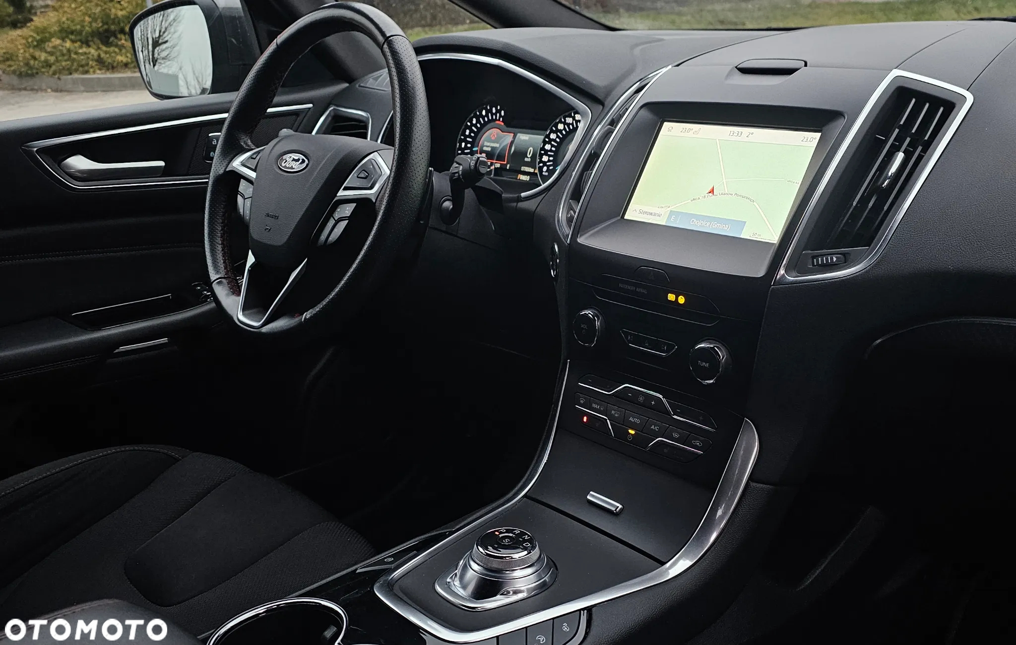Ford S-Max - 18