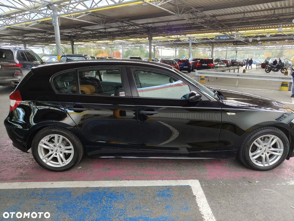BMW Seria 1 116i - 4