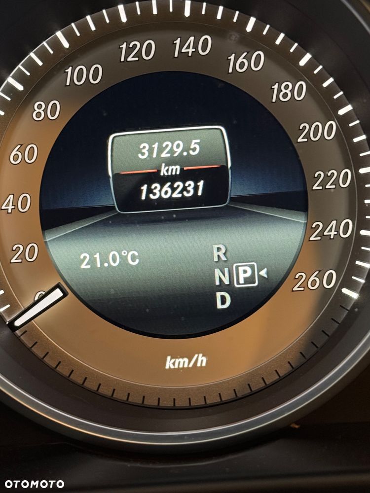 Mercedes-Benz Klasa E 200 CDI 7G-TRONIC Avantgarde - 19