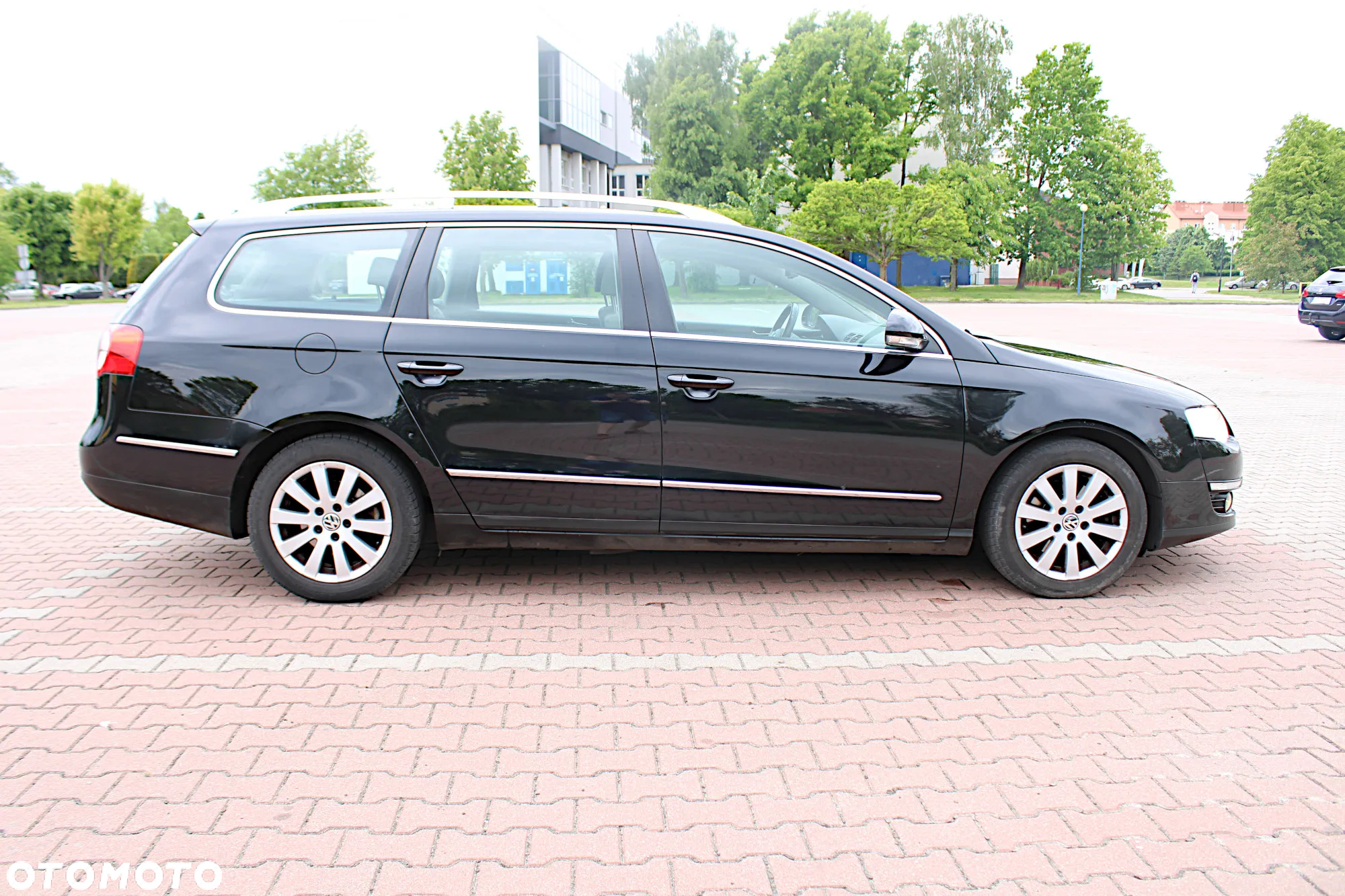 Volkswagen Passat 2.0 TDI DPF Sportline - 15