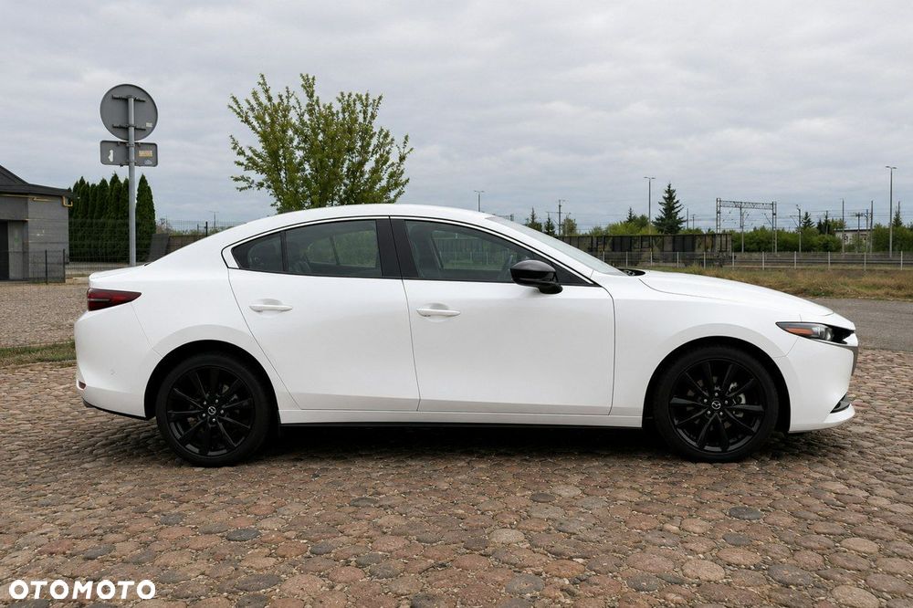 Mazda 3 - 4
