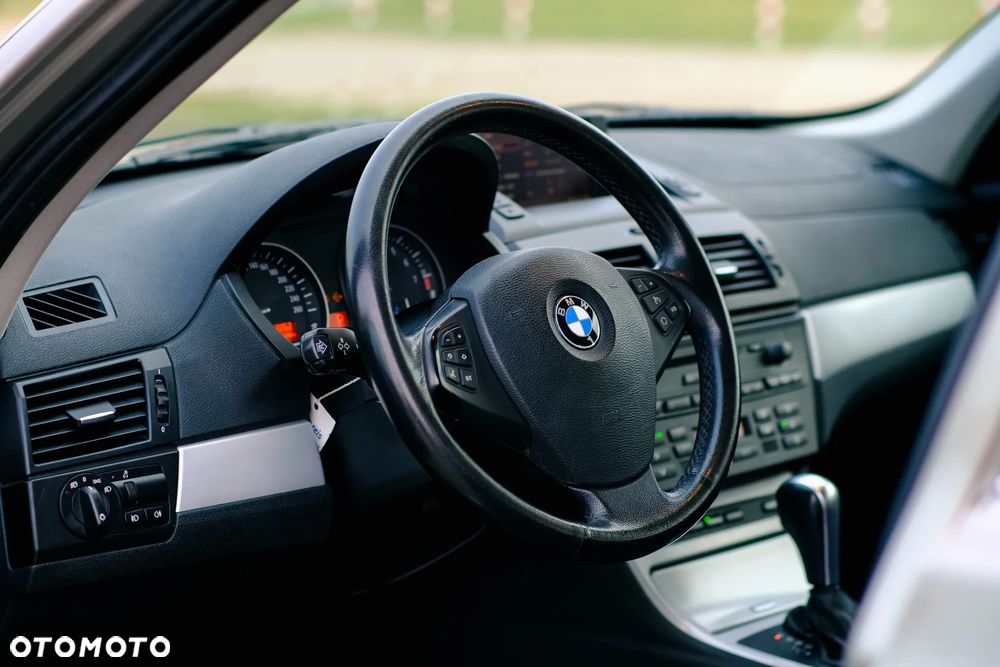 BMW X3 xDrive25i Edition Exclusive - 18