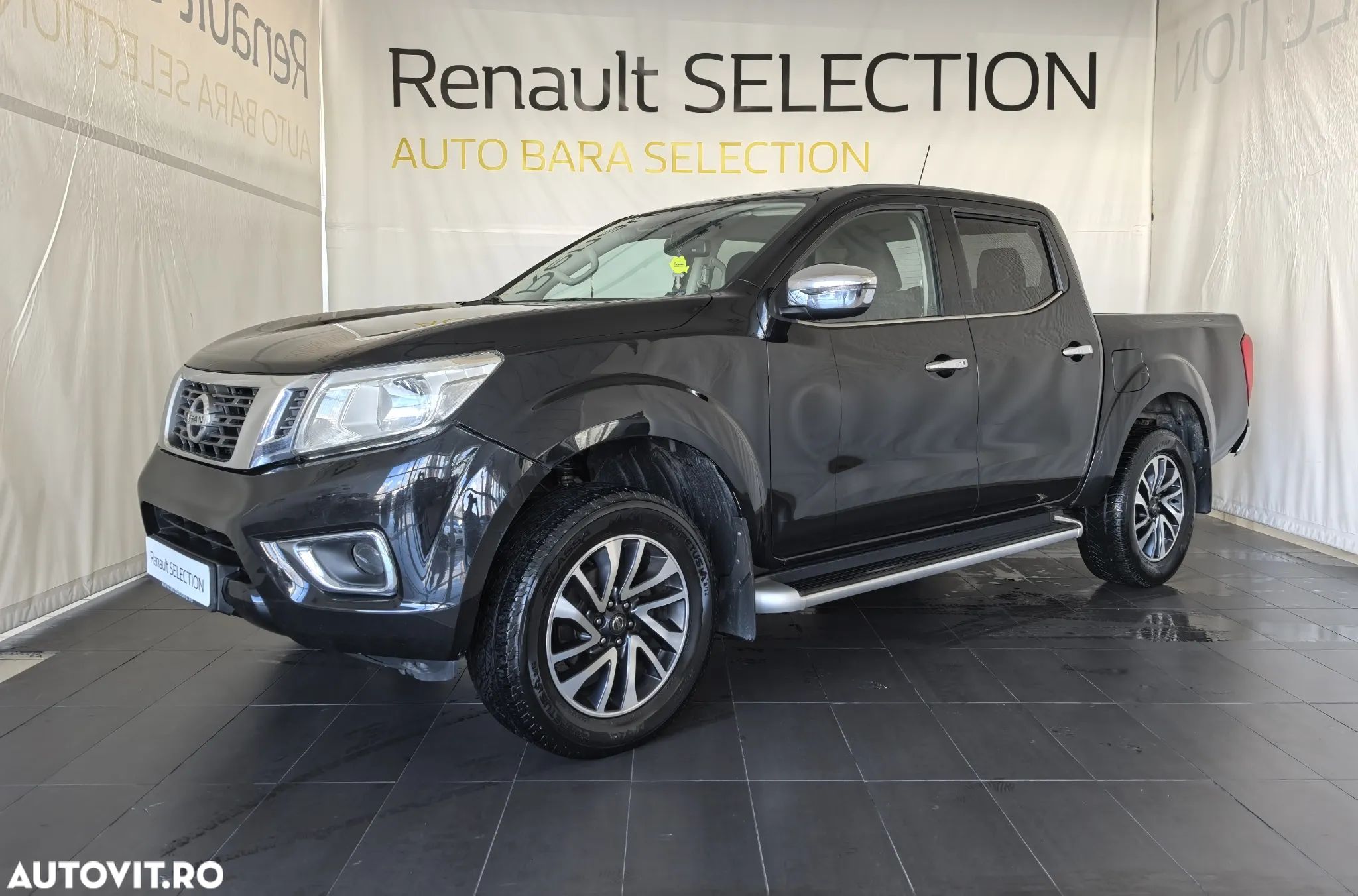 Nissan Navara 2.3 dCi Double Cab N-Connecta - 1