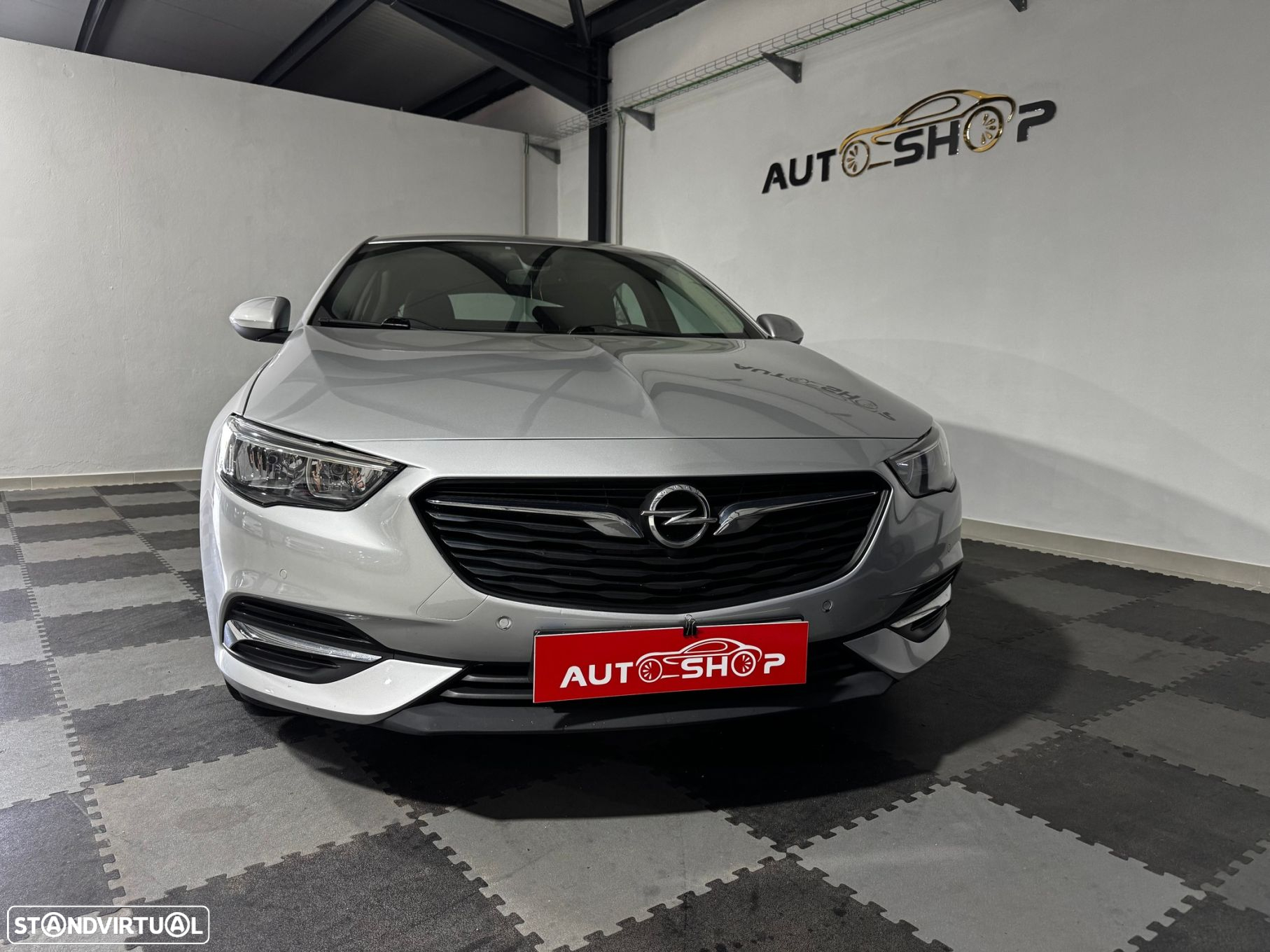 Opel Insignia Grand Sport 1.6 CDTi Selective - 4