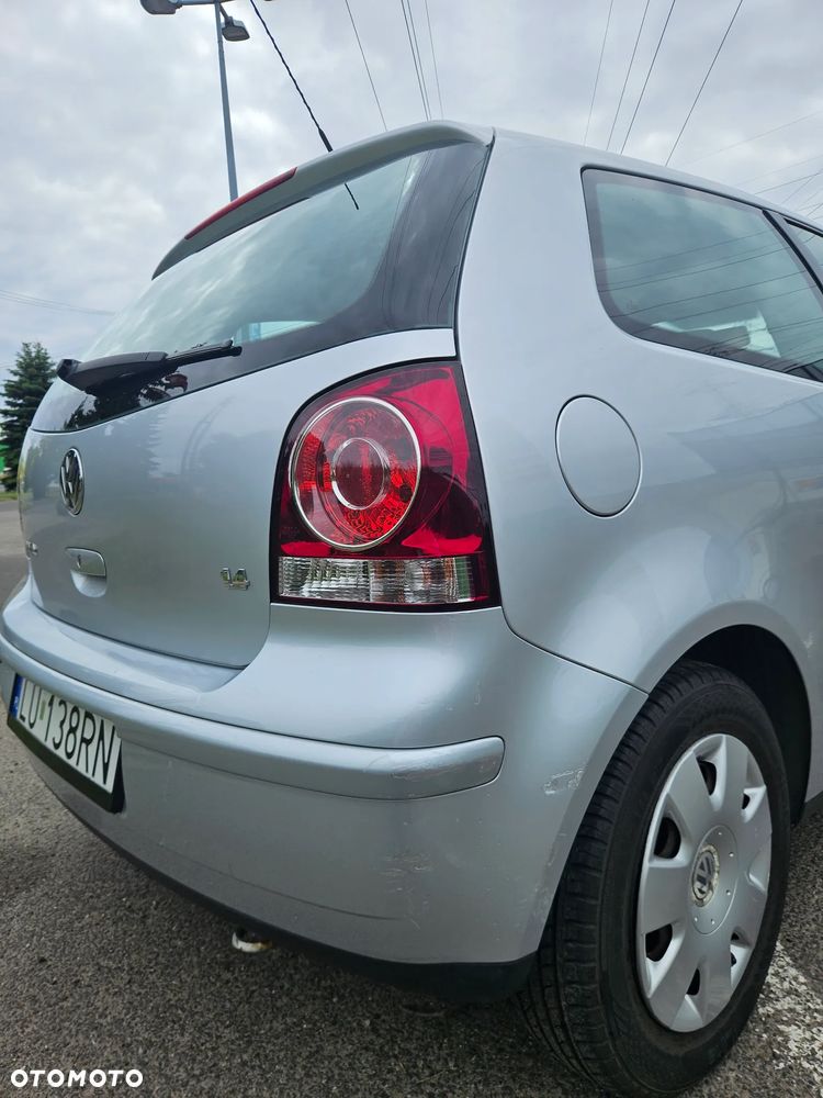 Volkswagen Polo 1.4 16V Comfortline - 9