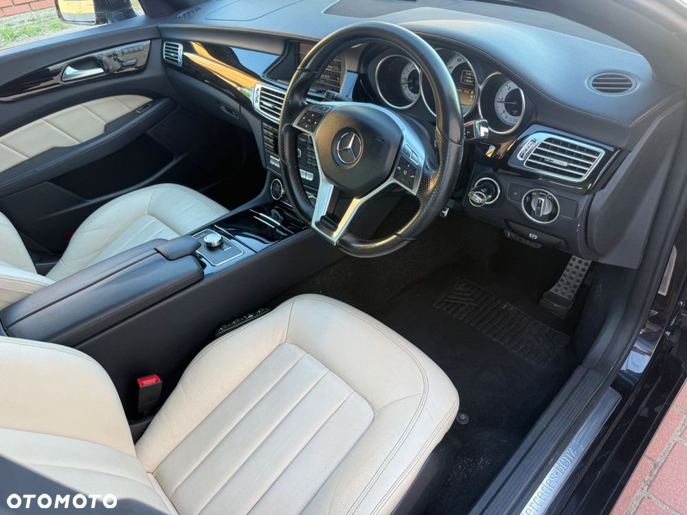 Mercedes-Benz CLS - 7