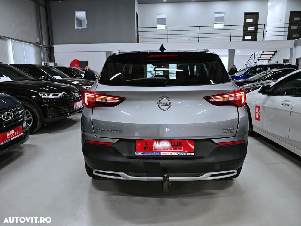 Opel Grandland X 1.2 Turbo START/STOP Ultimate Aut. - 27