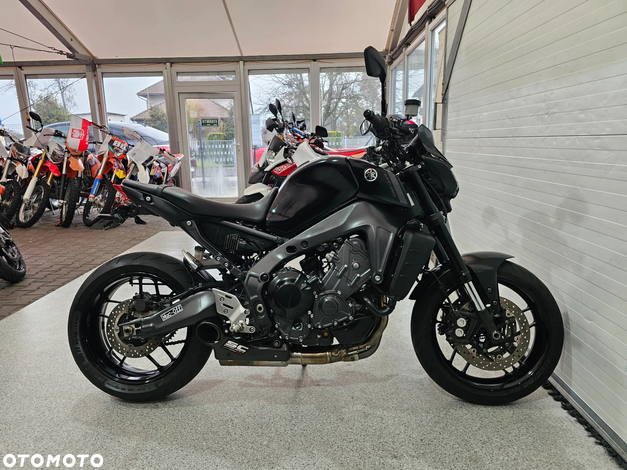 Yamaha MT - 24