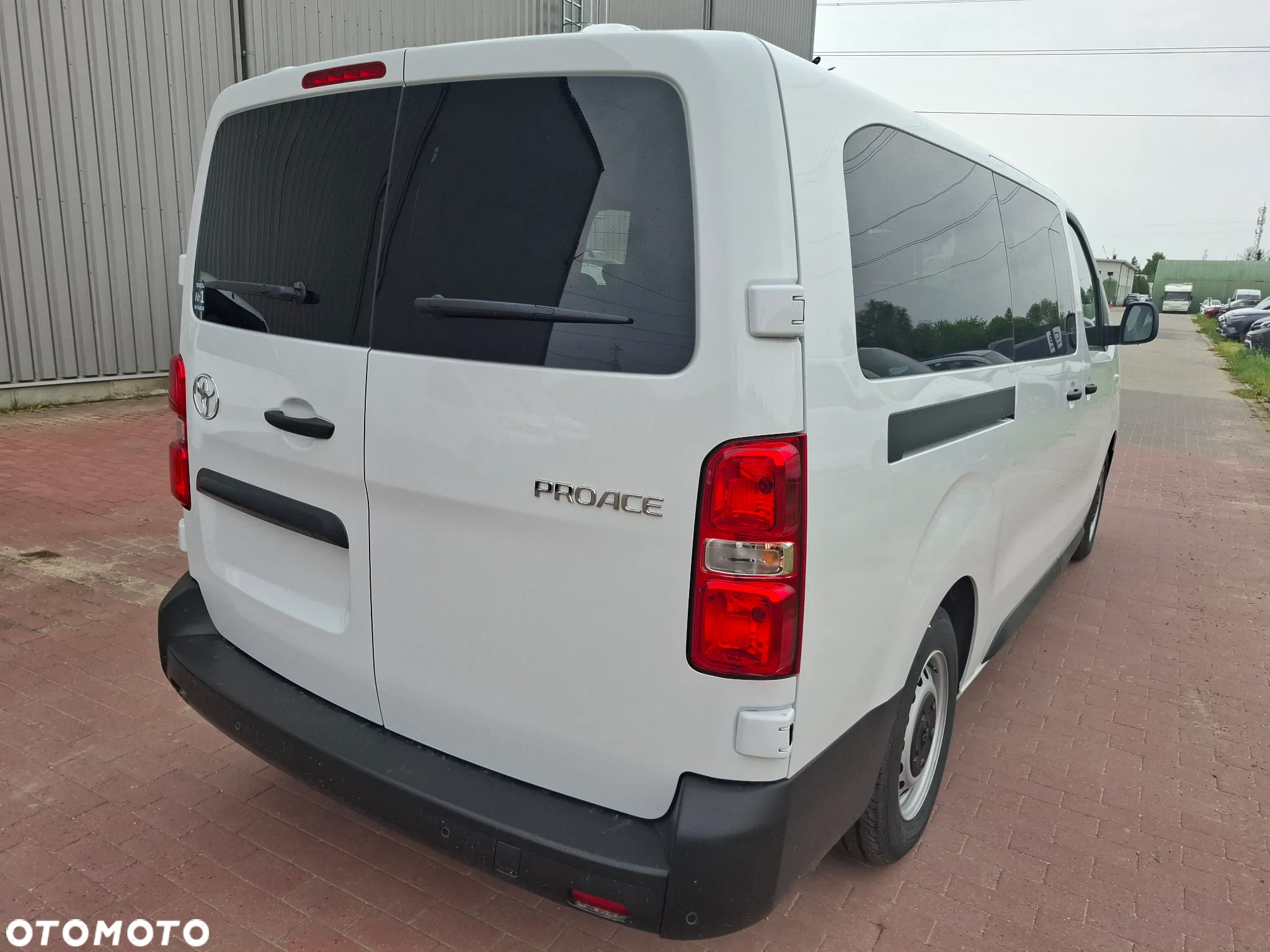 Toyota Proace Verso 2.0 D4-D Long Combi - 32