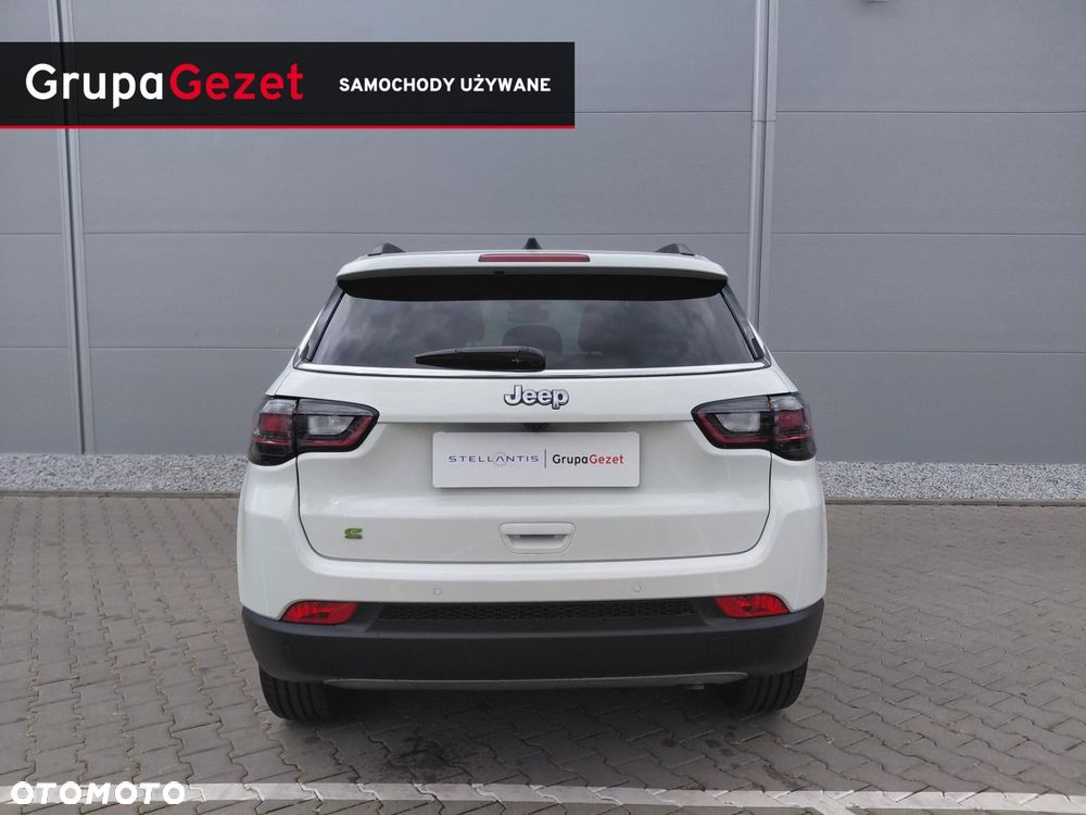 Jeep Compass - 21
