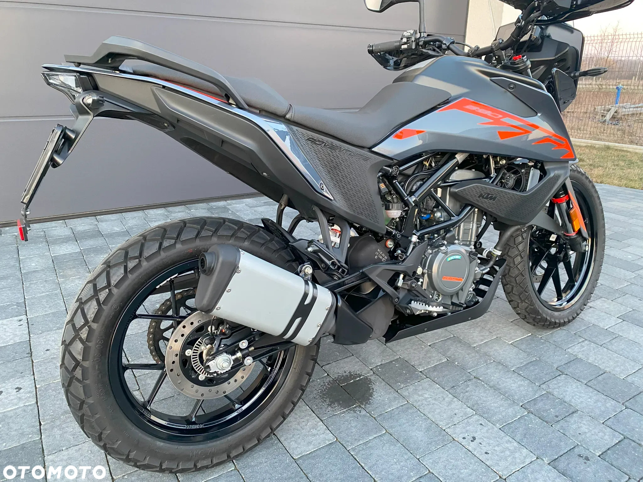 KTM Adventure - 5