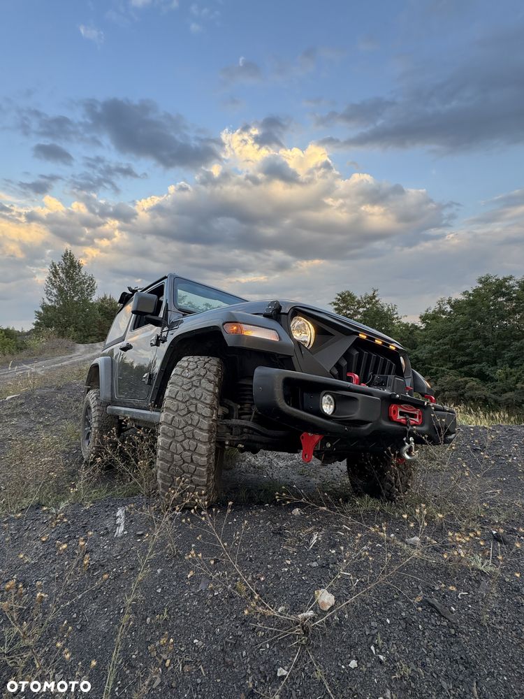 Jeep Wrangler - 4