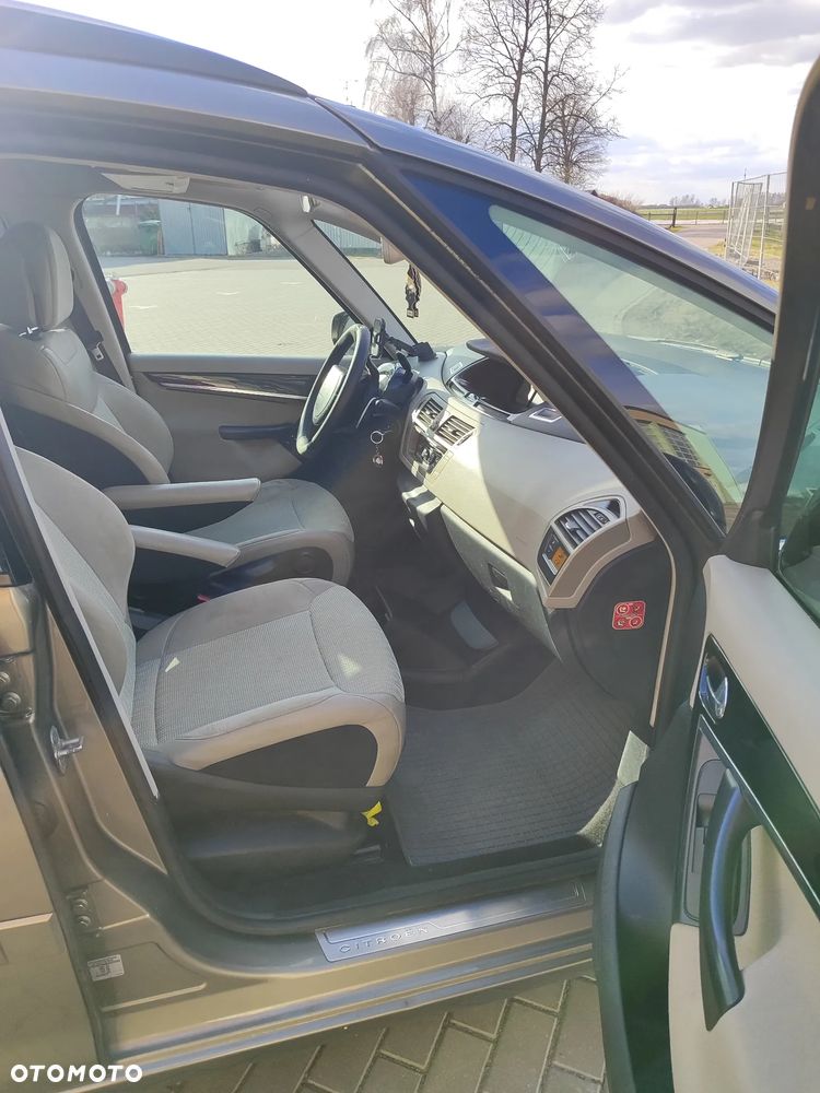 Citroën C4 Grand Picasso 2.0 HDi Exclusive MCP - 22
