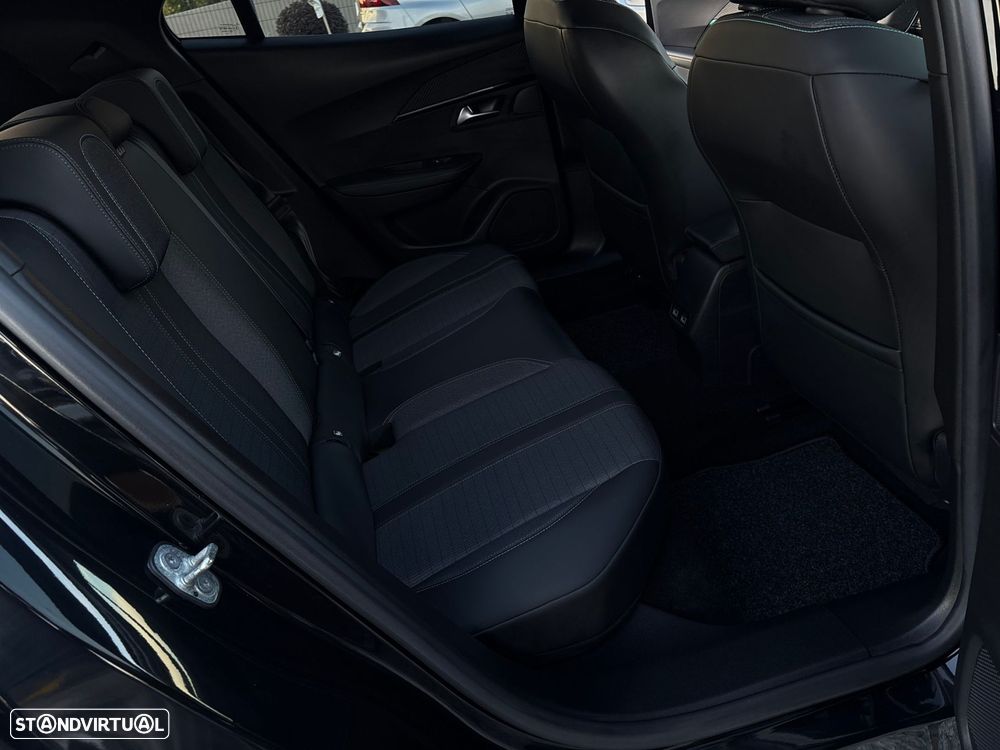 Peugeot e-2008 50 kWh Allure Pack - 41