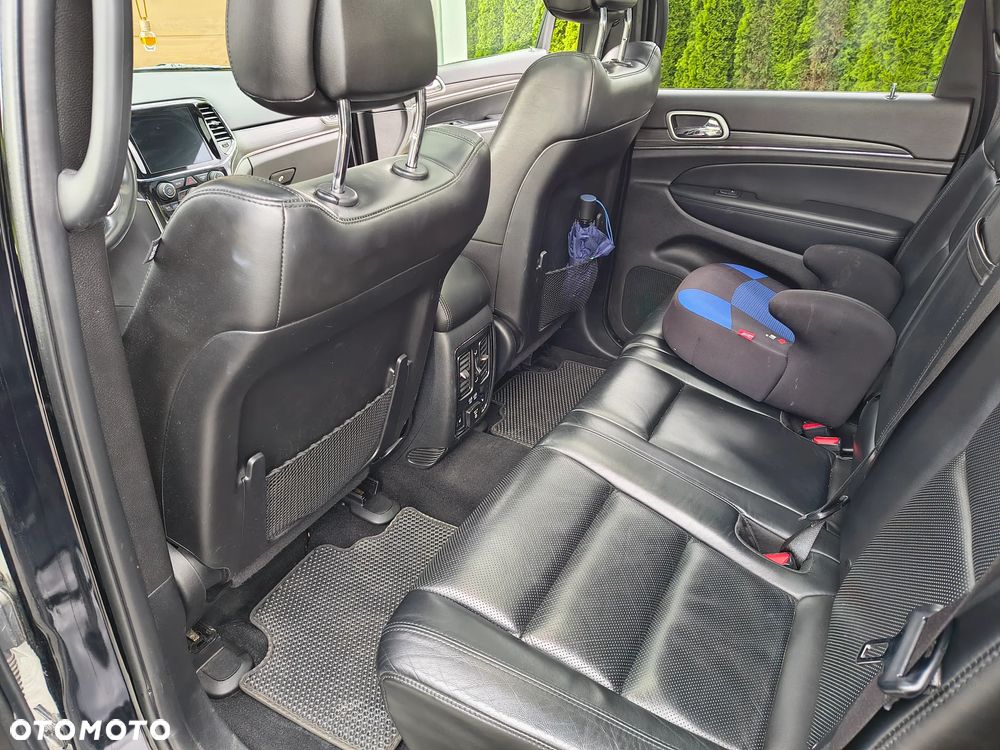 Jeep Grand Cherokee - 9