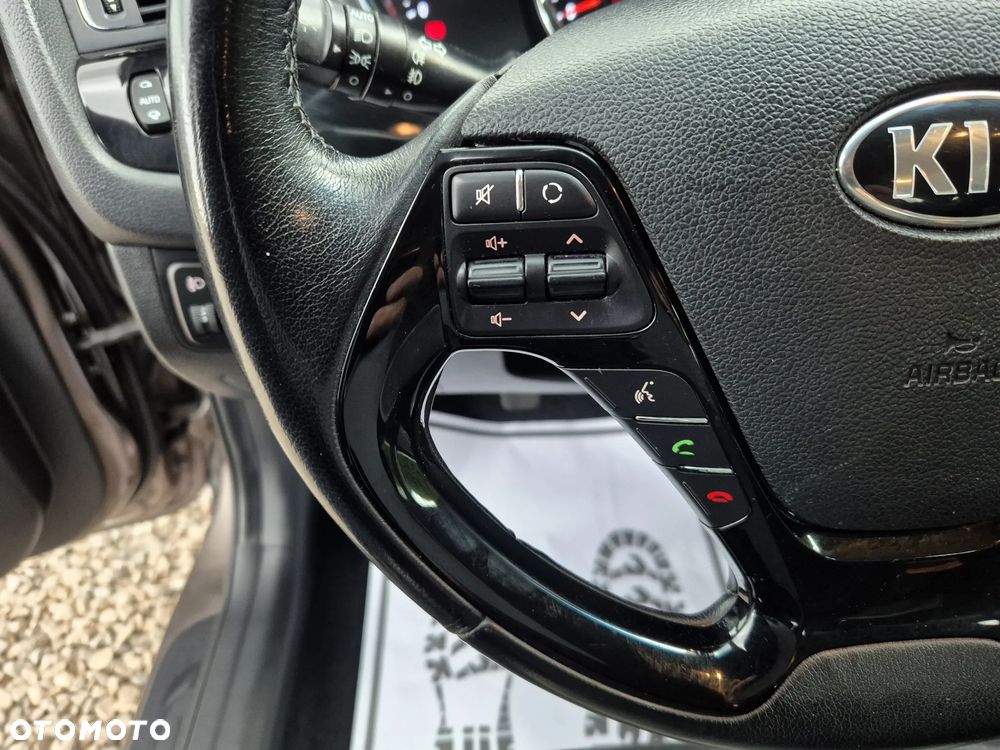 Kia Ceed 1.4 CVVT Dream Team Edition - 28