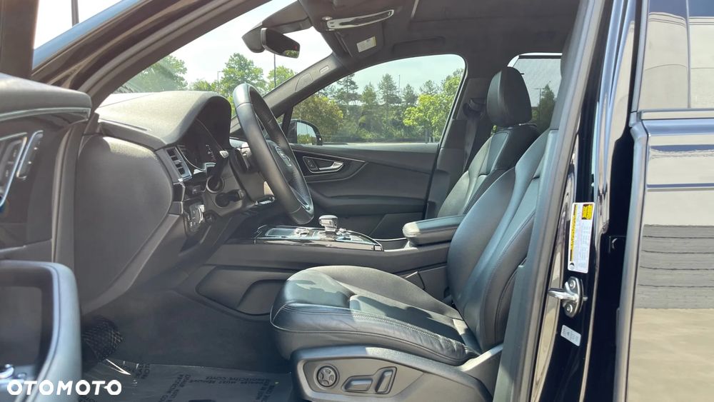 Audi Q7 3.0 TFSI Quattro Tiptronic - 11