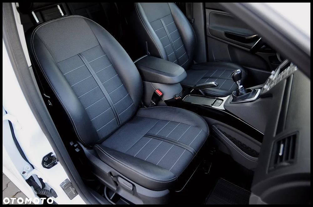 Ford Kuga 2.0 TDCi Titanium - 25