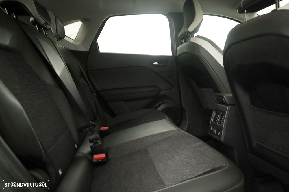 Renault Captur 1.0 TCe Techno Bi-Fuel - 23