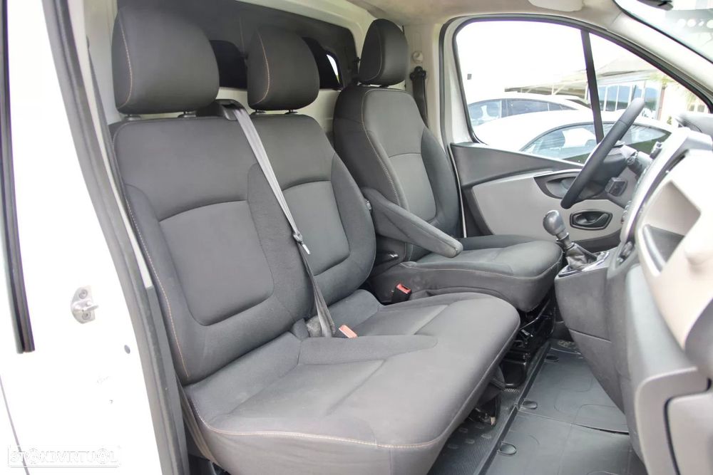 Renault trafic 1.6 dci tÉrmica iva dedutÍvel - 19