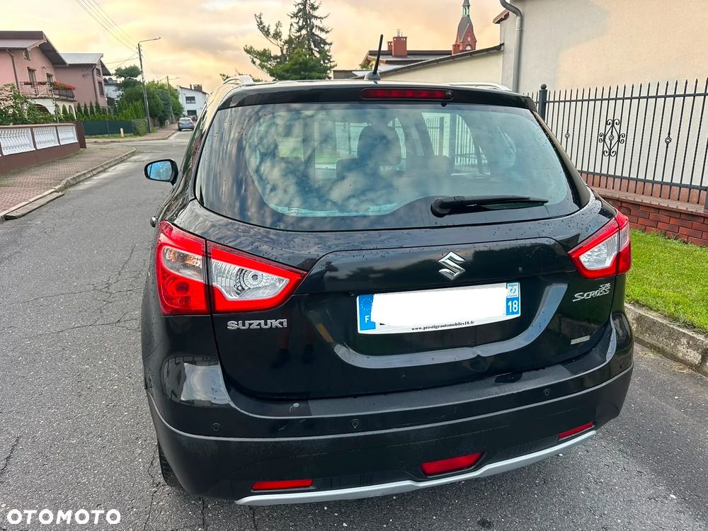 Suzuki SX4 S-Cross 1.6 DDiS Comfort - 36