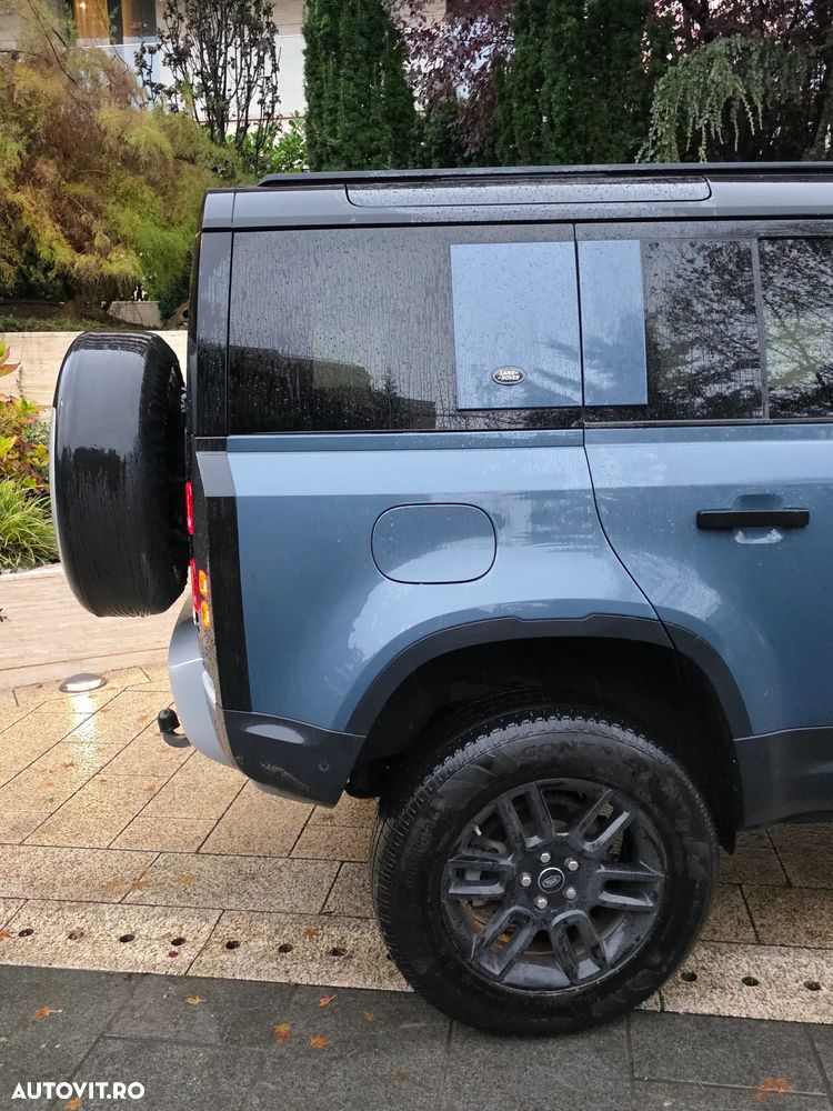 Land Rover Defender - 13