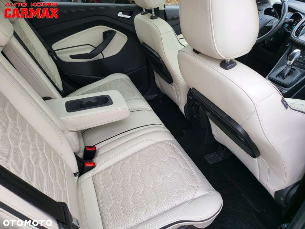 Ford Kuga 2.0 TDCi 4x4 Vignale - 36