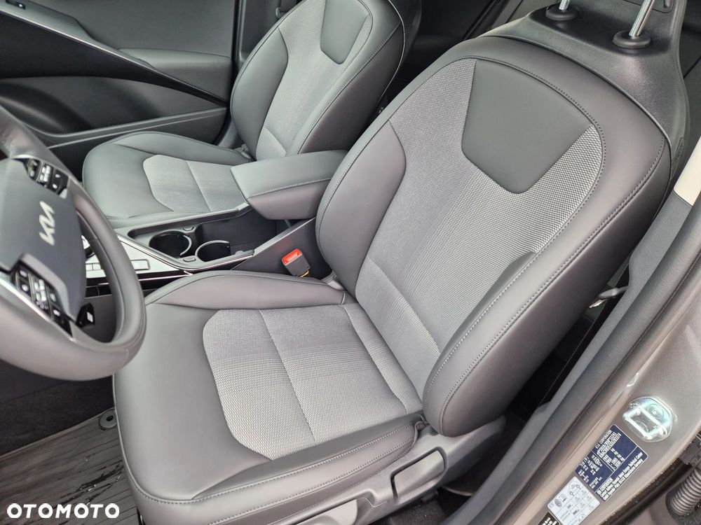 Kia Niro 1.6 GDI Hybrid L - 18