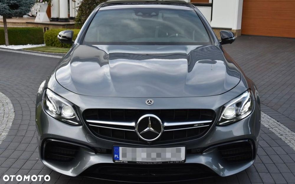 Mercedes-Benz Klasa E - 1